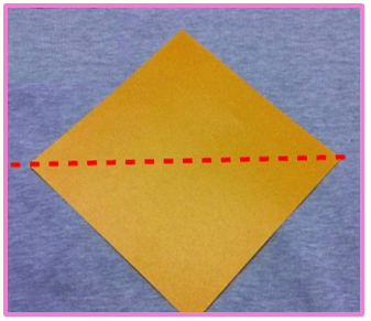 クリスマスオーナメント手作り折り紙　トナカイの折り方1